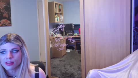 Jessiessicaxx online show from January 19, 10:17 pm