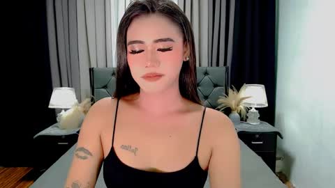 julie online show from April 23, 12:51 am