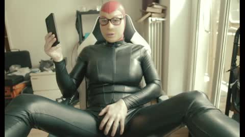 The sweetest toy online show from April 12, 11:57 am