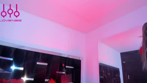 johan_bigcock999 online show from April 20, 8:10 pm