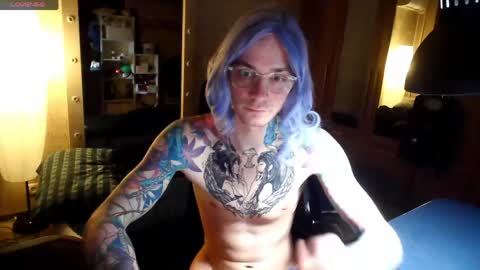 Julia online show from April 17, 7:37 pm