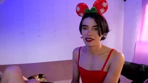 julia_swetty online show from December 26, 9:37 pm