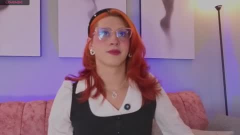 Snapshot of julianna_saenz chatting on October 11, 5:15 pm Juliana online show from October 11, 5:15 pm