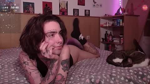 Juuzou hehim u can call me Juz online show from November 12, 3:55 pm