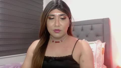 KIM  online show from February 17, 2:41 am