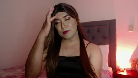 KIM  online show from April 2, 2:31 am