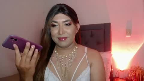 KIM  online show from April 26, 11:47 pm