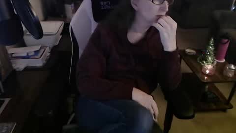 Camprincess331 online show from December 16, 1:10 am