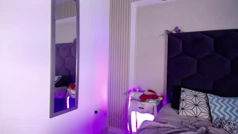 Kaoss Angel online show from April 19, 3:51 am