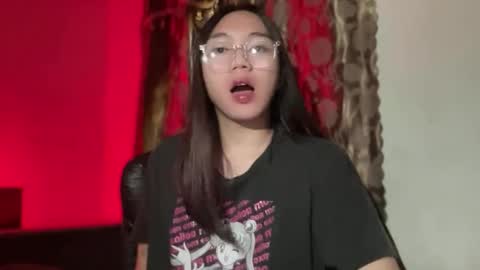 Majesty online show from October 22, 7:05 pm