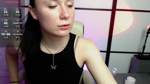 katherine_reinhart online show from September 12, 11:28 am