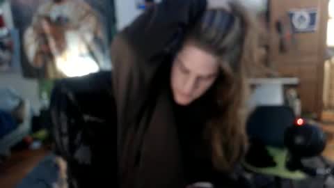 Katie online show from March 18, 4:57 am