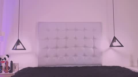 Cattleya stone online show from February 15, 5:19 am