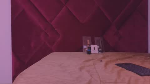 Cattleya stone online show from September 26, 10:01 am