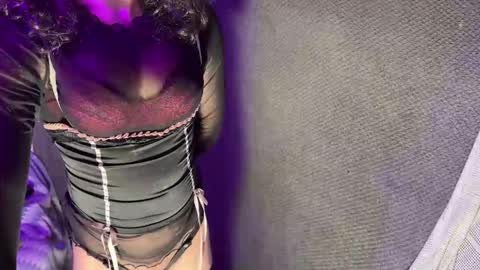 katie online show from November 29, 11:07 pm