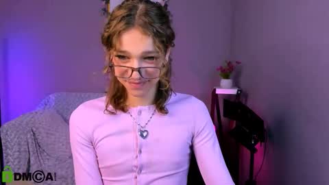 kevi here online show from October 2, 9:32 am