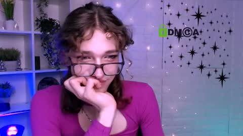 kevi here online show from October 14, 7:47 pm