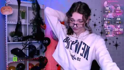 kevi here online show from October 21, 7:26 pm