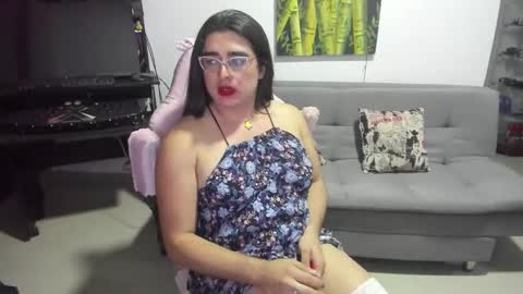 Khalifa Kasumi online show from February 12, 6:30 am