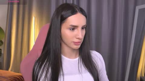 Kim Oberlin online show from November 24, 4:09 pm