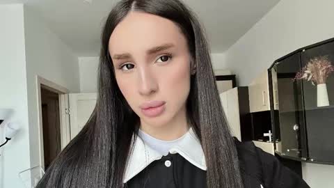 Kim Oberlin online show from February 27, 9:48 am