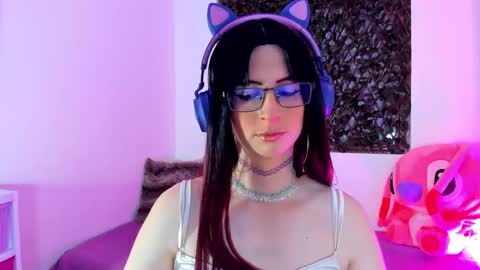 kimberly_thonson online show from March 9, 9:03 pm