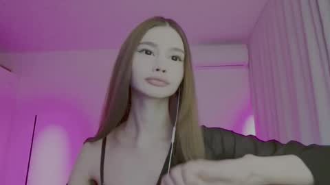 KISAMURIA online show from April 18, 2:24 am