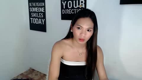 kissykittenx_ online show from April 18, 7:58 pm