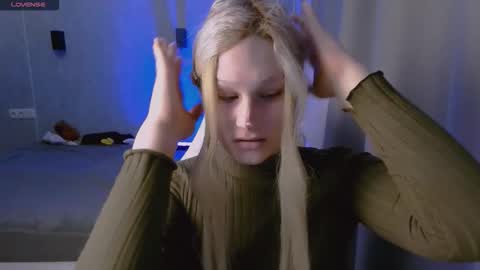 Snapshot of klin_miller chatting on September 14, 2:39 am Klin online show from September 14, 2:39 am