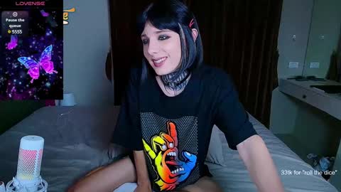 kristina online show from December 6, 5:17 pm