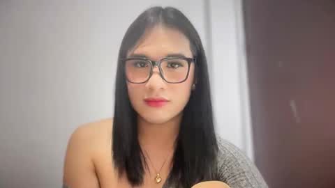 kylie_cums online show from April 9, 8:42 am