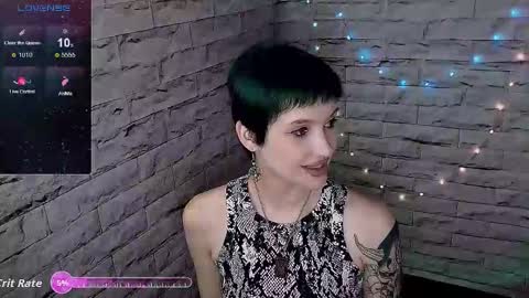 Snapshot of lauren_raquel chatting on October 20, 12:52 pm Eva online show from October 20, 12:52 pm