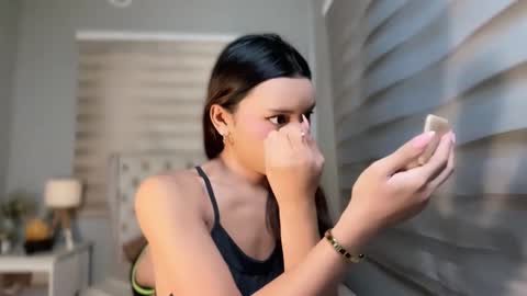 Leiah online show from March 6, 7:03 am