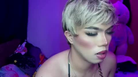 lena online show from June 10, 11:48 pm