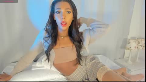 Liz Grant online show from September 29, 9:47 pm