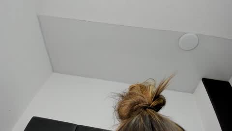 lizz_luna online show from October 14, 3:57 pm