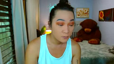 Snapshot of louie_sexy chatting on October 9, 6:15 am Cathy online show from October 9, 6:15 am