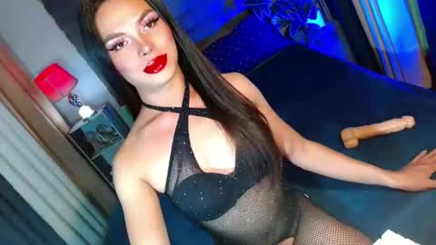 Snapshot of lovelymiss_shyna11 chatting on September 15, 9:36 am lovelymiss_shyna11 online show from September 15, 9:36 am