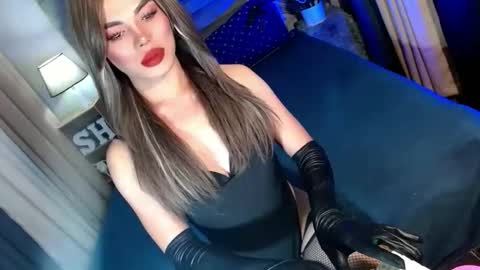 lovelymiss_shyna11 online show from January 9, 10:09 am