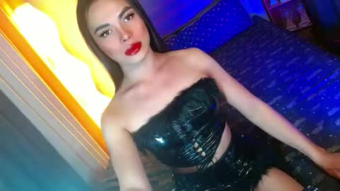 lovelymiss_shyna11 online show from March 6, 11:59 am