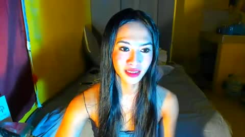 pauleen online show from July 9, 4:49 am