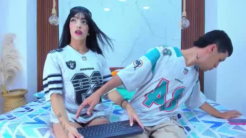 sofia and bryan online show from November 18, 9:04 pm