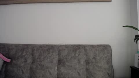 luciiana online show from March 20, 4:41 pm