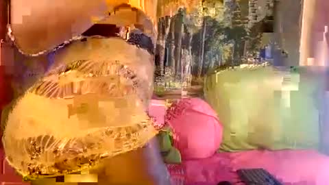 Lucile Carrie online show from July 21, 7:17 pm