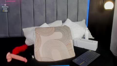 luisa online show from February 20, 7:30 pm