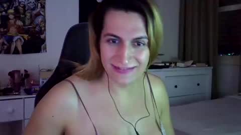 luizacandy online show from April 15, 12:27 am