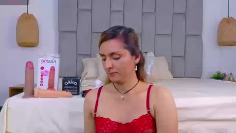 lunitadiva online show from September 18, 2:00 pm