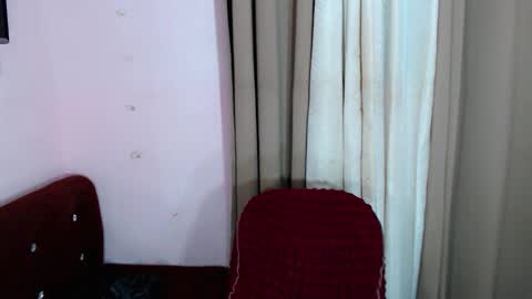 lustyseraphina online show from March 12, 4:06 am