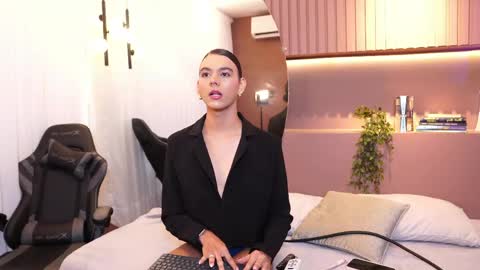 Luxa  online show from March 20, 1:34 pm