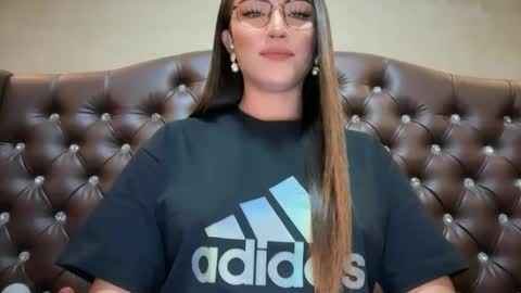 Alison Kloss online show from April 21, 3:35 am